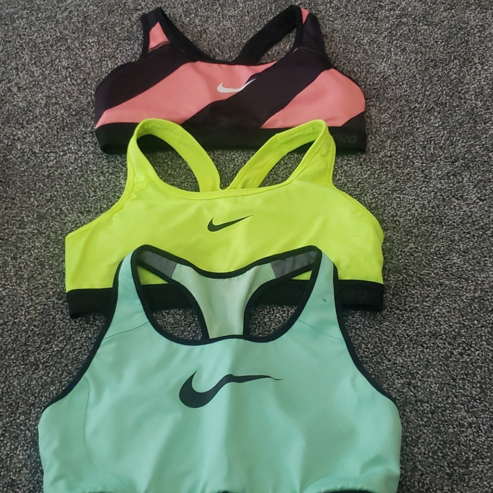 NIKE medium sport bras set of 3 Medium